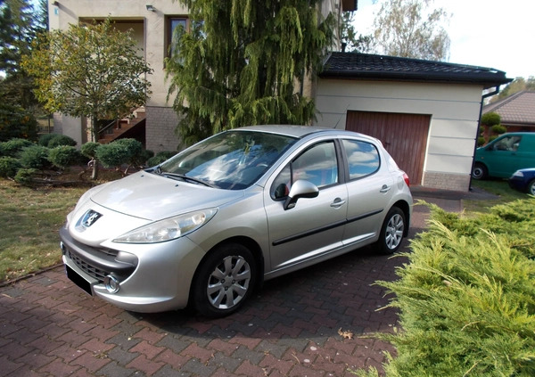 Peugeot 207 cena 11700 przebieg: 239000, rok produkcji 2009 z Skierniewice małe 67